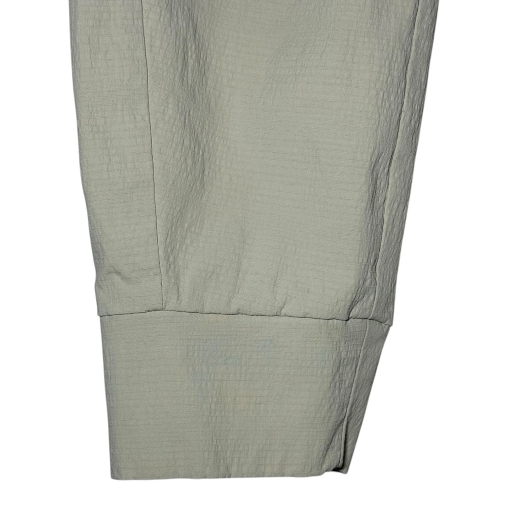 Athleta Trekkie North Jogger Pants Ecru Beige Size 4 Lightweight Travel Hiking - Picture 6 of 9